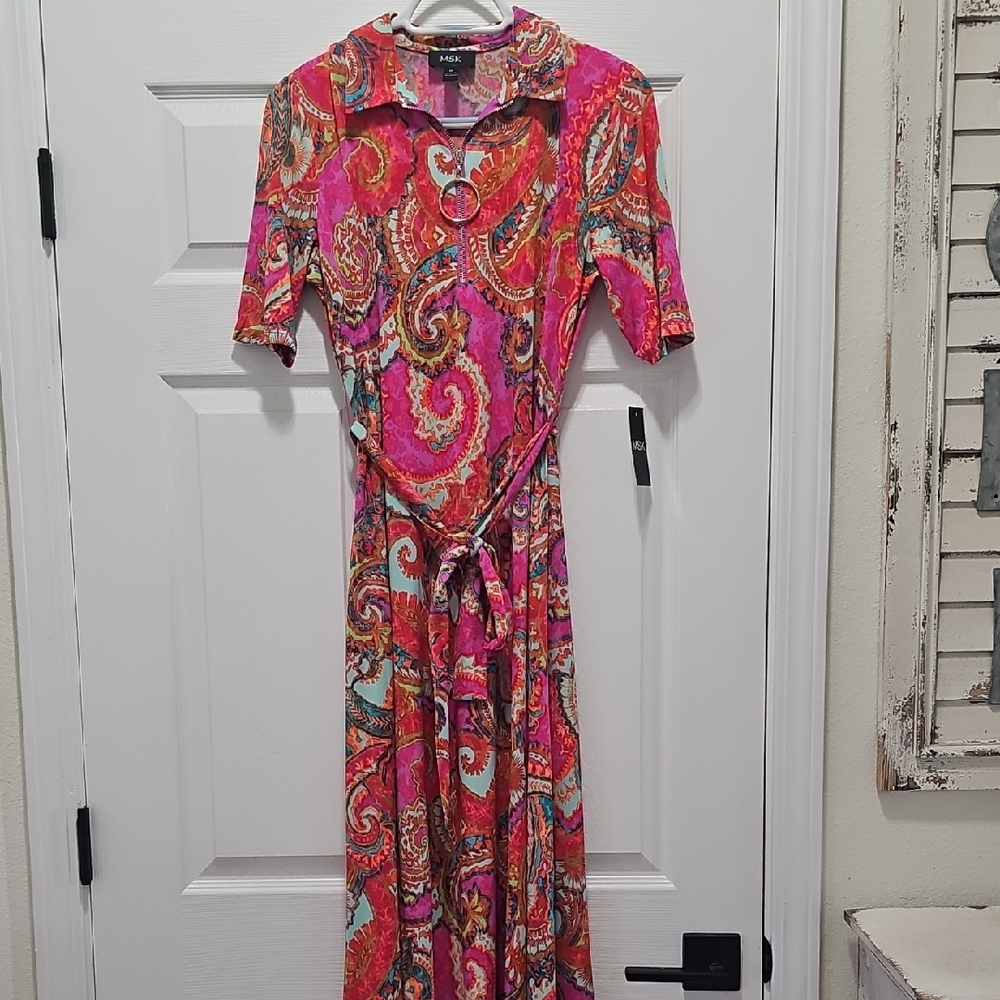 MSK Vibrant Pink and Orange Paisley Maxi Dress